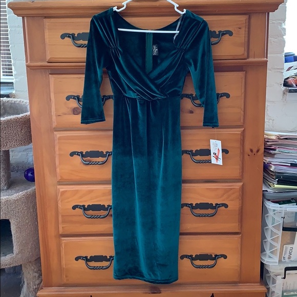 RockSteady Dresses & Skirts - Green velvet dress RockSteady Dresses & Skirts - Green velvet dress